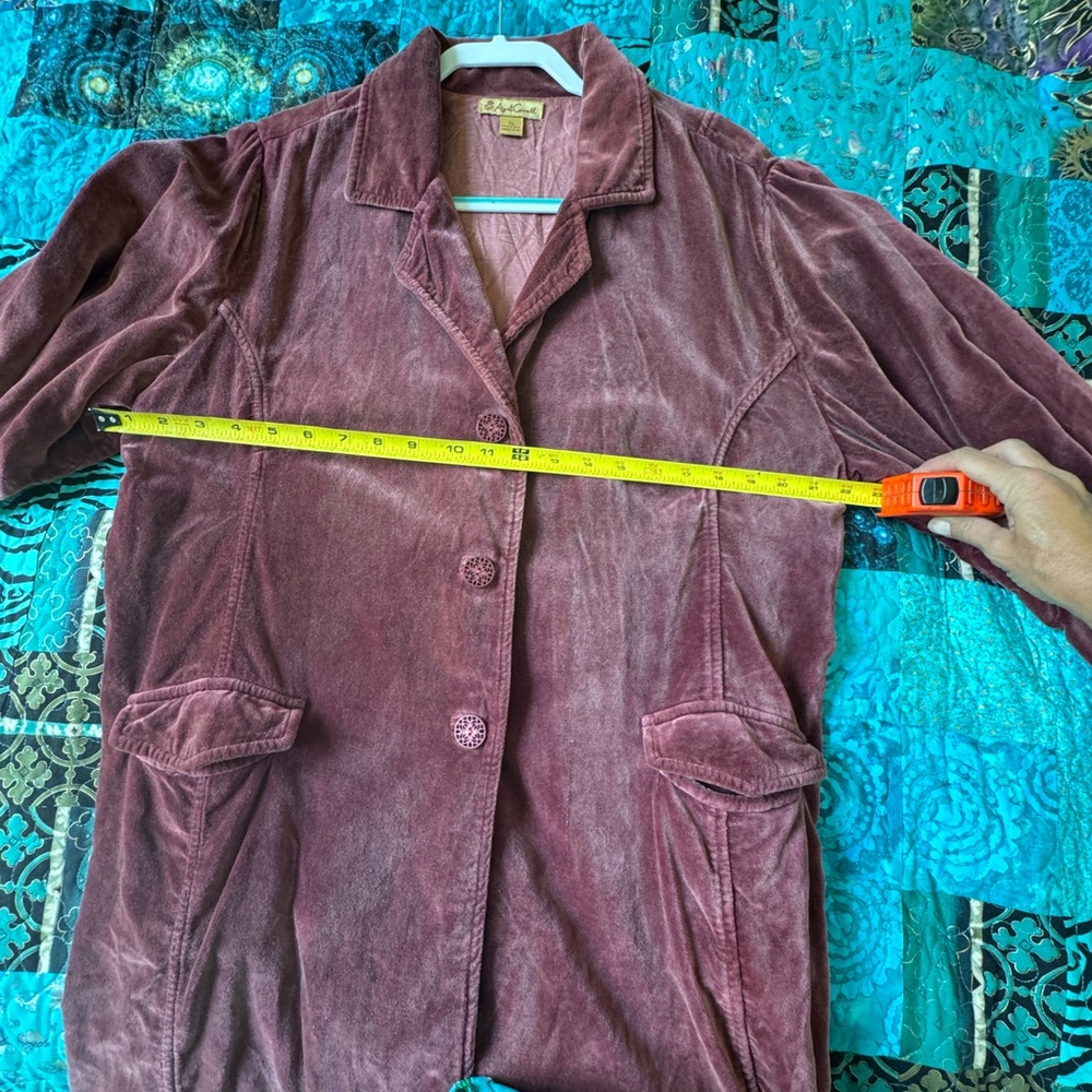 April Cornell Velvet Coat in Deep Burgundy - Picture 9 of 10